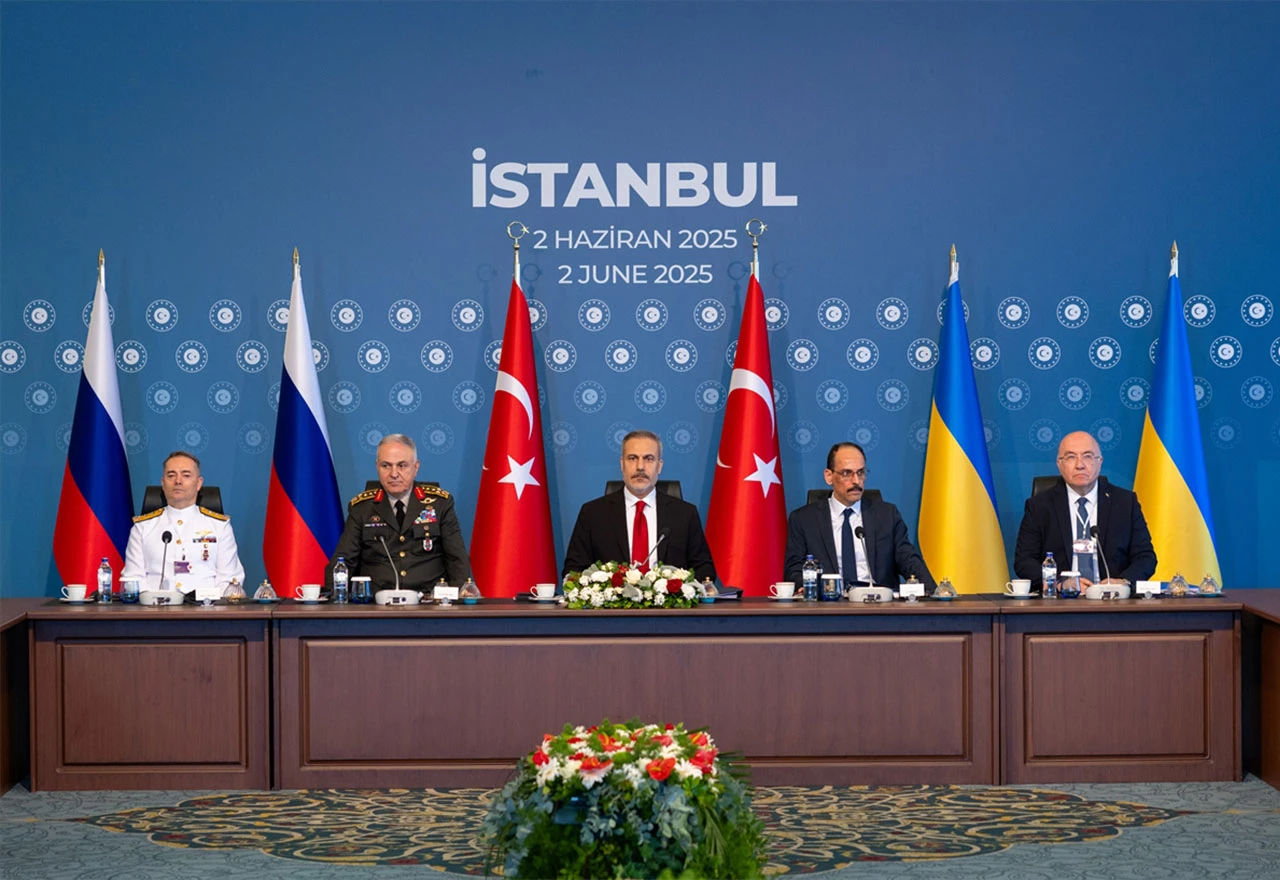 Turska dovela Moskvu i Kijev za isti stol