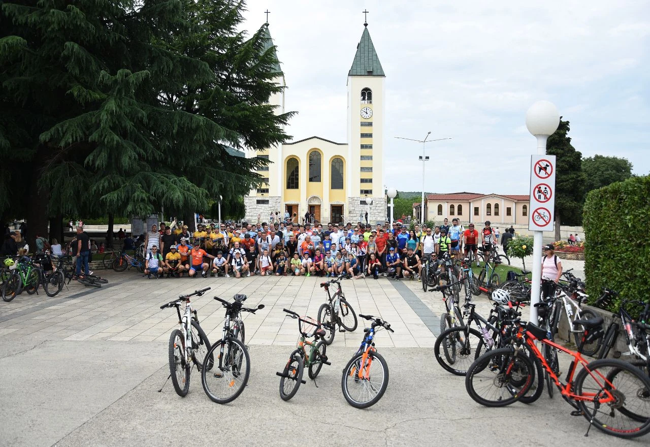 Tradicionalno biciklističko hodočašće u čast sv. Ante