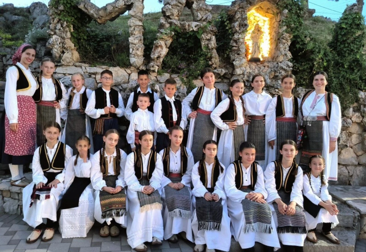 Večeri folklora "Sveti Ante, čuvaj Vrila naša" ponovno okupljaju zaljubljenike u tradiciju