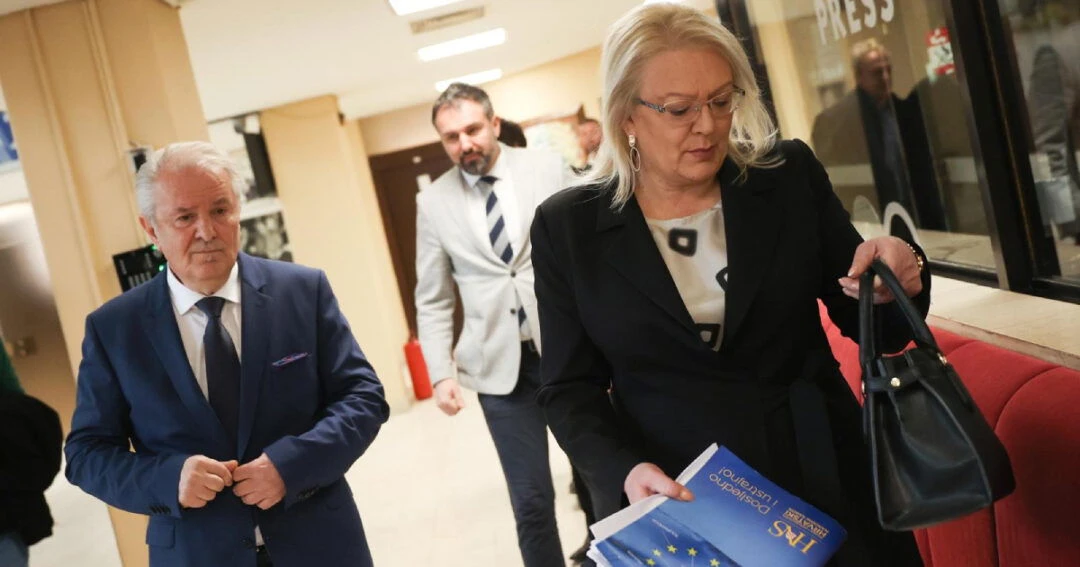 Bradara, Lendo i Stojanović krše svoje odluke i dijele novac netransparentno i bez kriterija