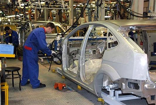 Zapadni automobili opasno zaostaju za Istokom