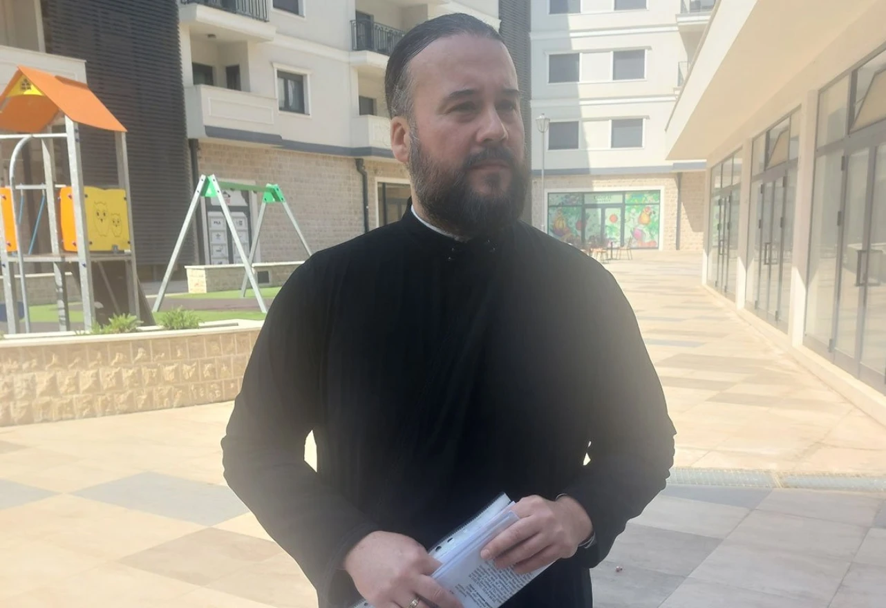 Napad na đakona u Trebinju: Oglasila se policija i vlasnik kafića