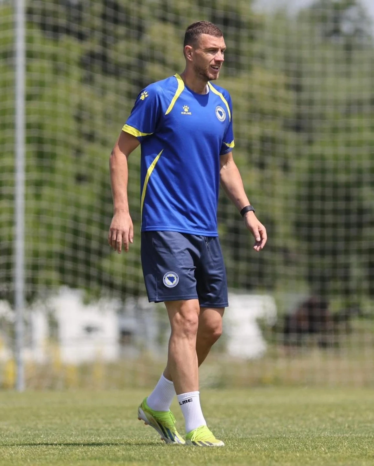 Edin Džeko obavio pregovore s Bolognom