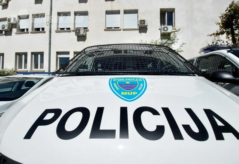 Policija u Konjicu privela osobu zbog posjedovanja opojnih droga