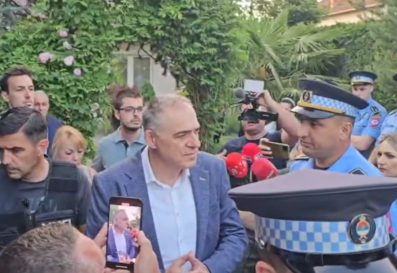 VIDEO | Miličević objasnio odakle mu 400.000 KM: Oni kupuju vile na Jahorini i Dedinju, a mene vode specijalci