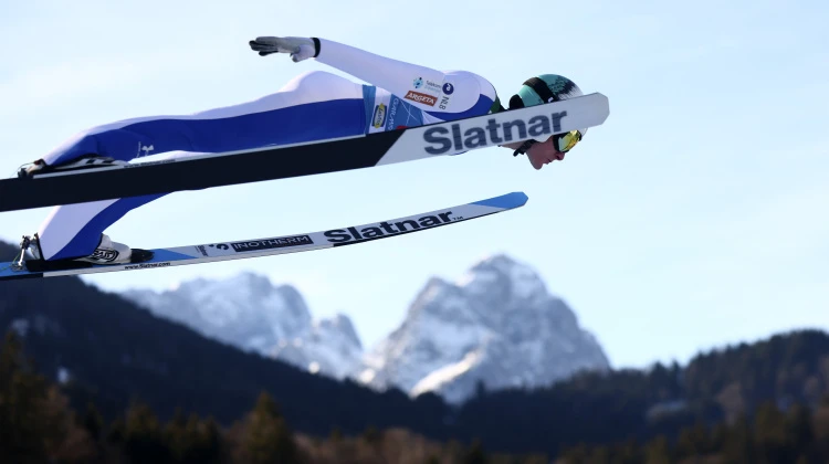 Stižu kartoni u skijaškim skokovima