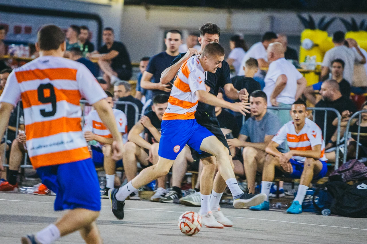 FOTO | Otvoren futsal turnir u Mostaru: Igraju najbolji iz regije