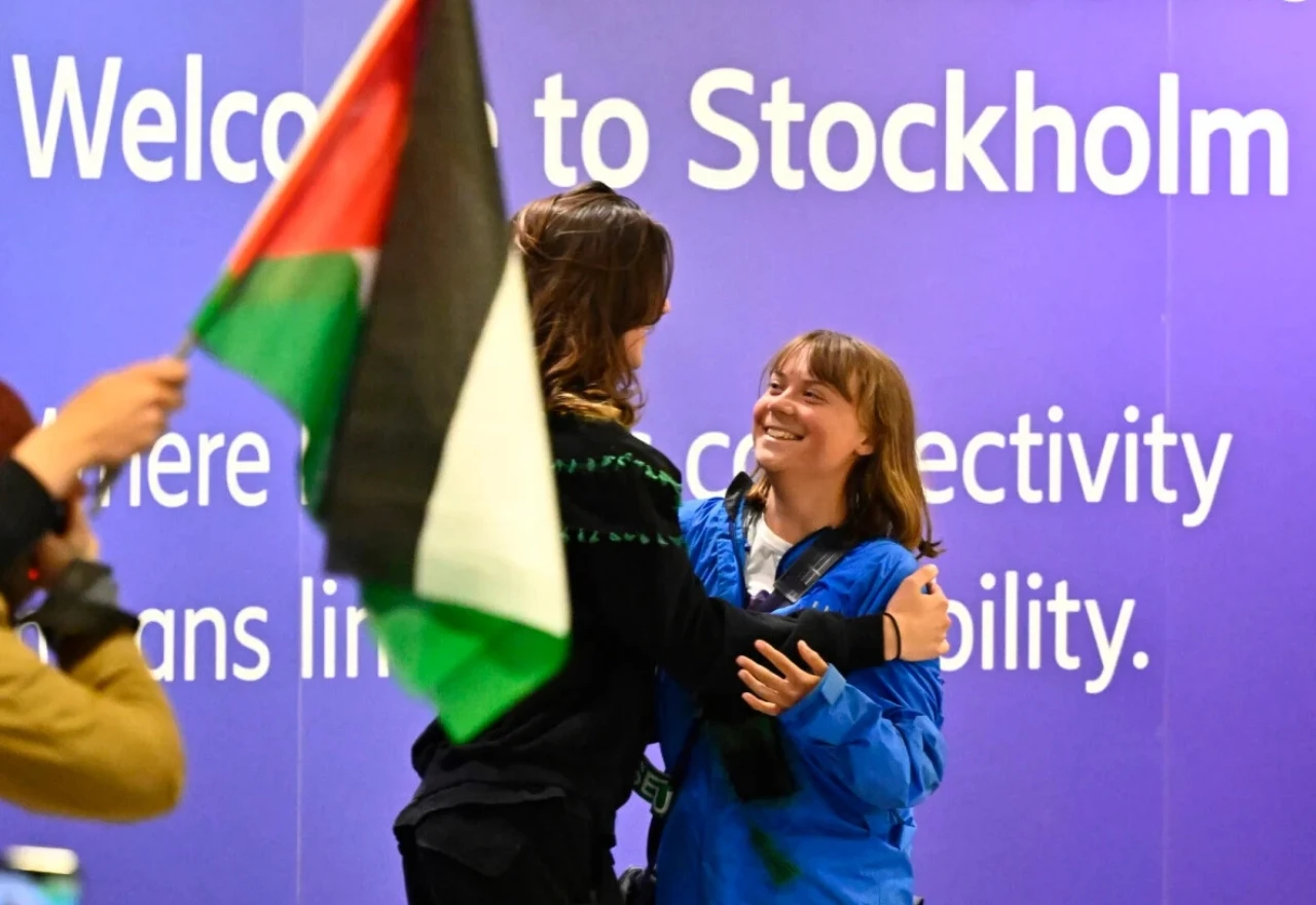 Thunberg dočekana s palestinskim zastavama u Švedskoj, uzvratila Trumpu: "Svijetu treba više ljutih žena"