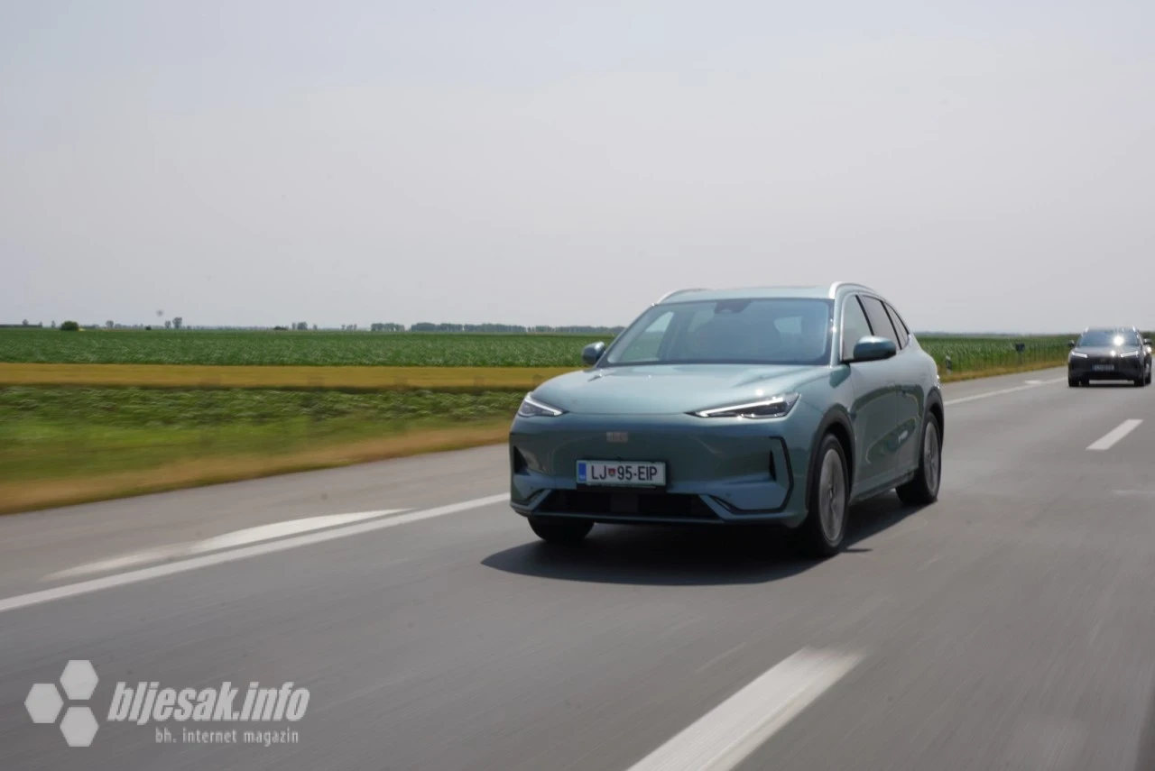 Da Geely ozbiljno računa i s našim i tržištima regije, pokazuje prezentacija novog električnog SUV-a. Model EX5 je budućnost na kotačima.