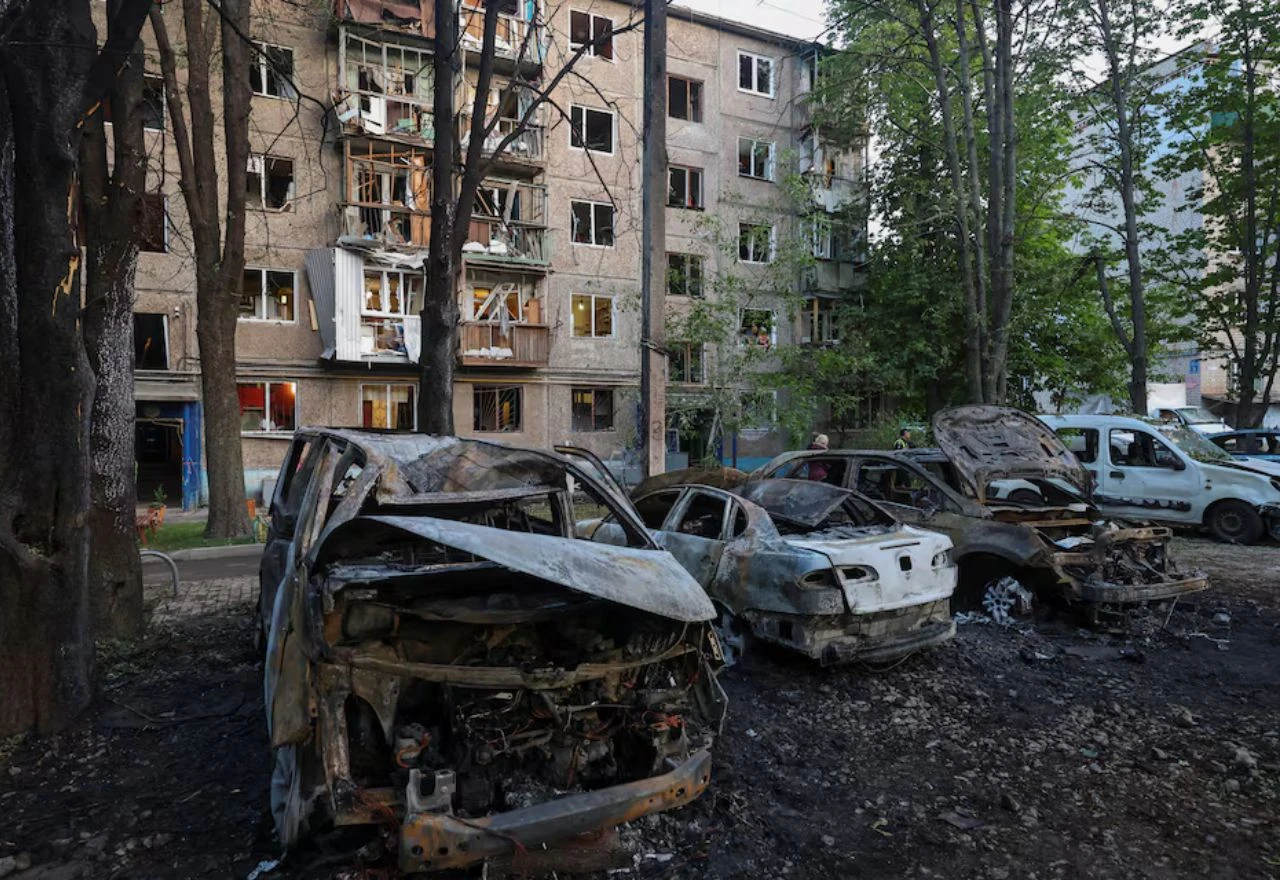 Intenzivan ruski napad dronovima na Harkiv: Poginule 2 osobe, ozlijeđeno 57