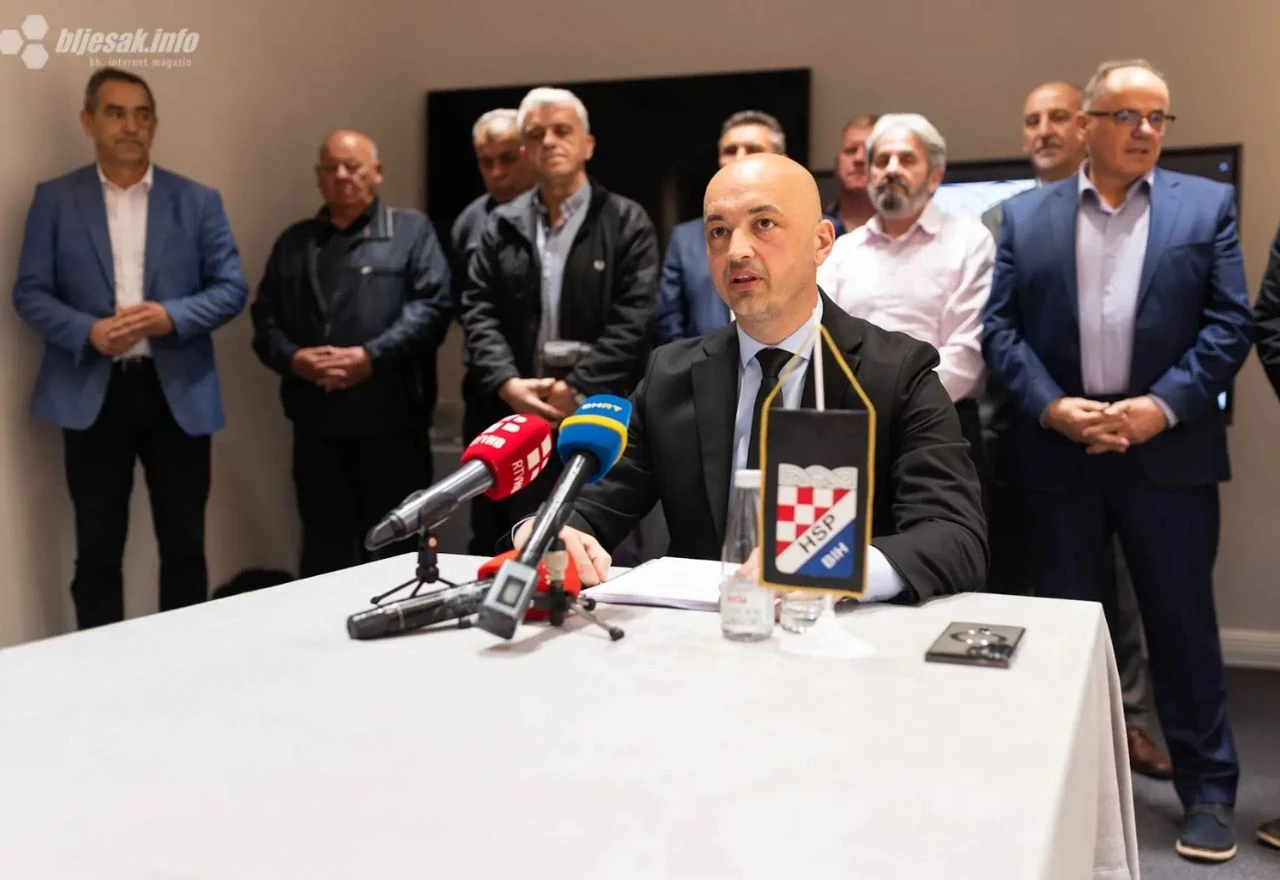 HSP BiH: ''U javnim institucijama radi gotovo pola ukupnog broja zaposlenih''