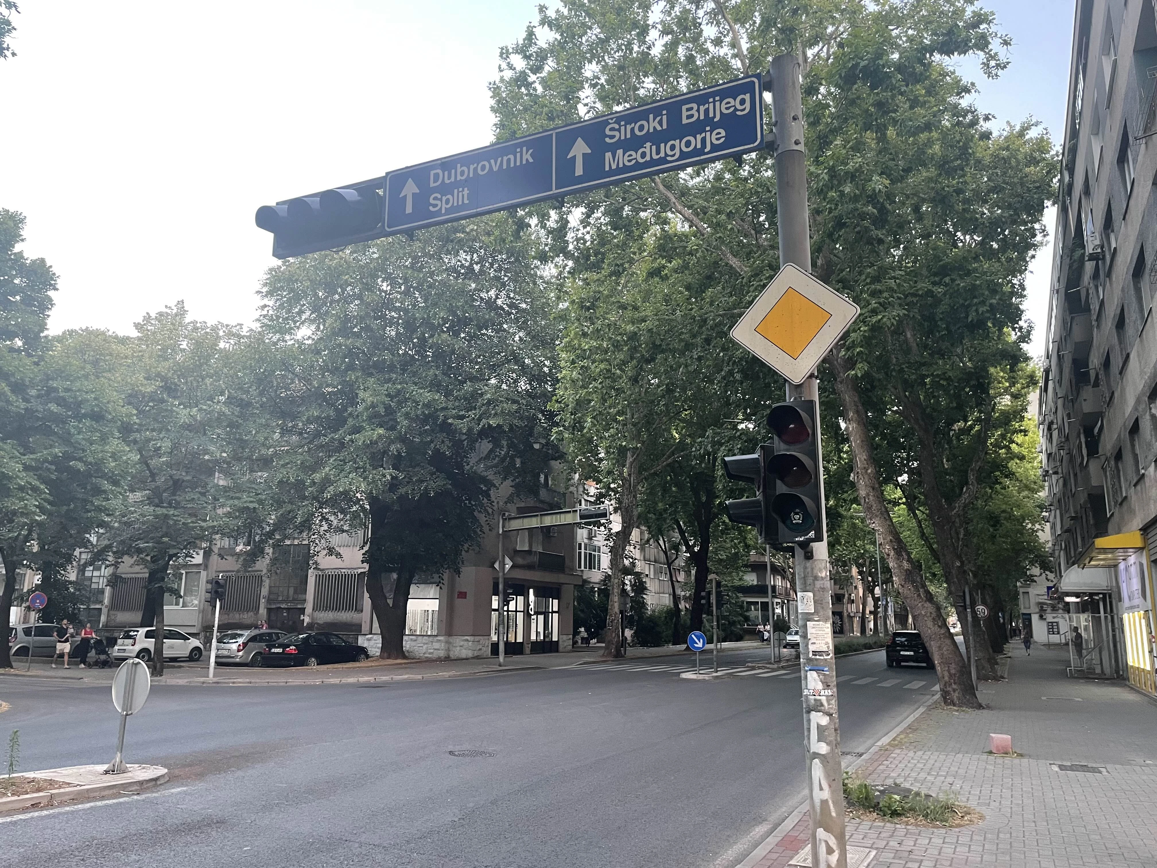 Semafori kod Građevinske škole ponovno ne rade