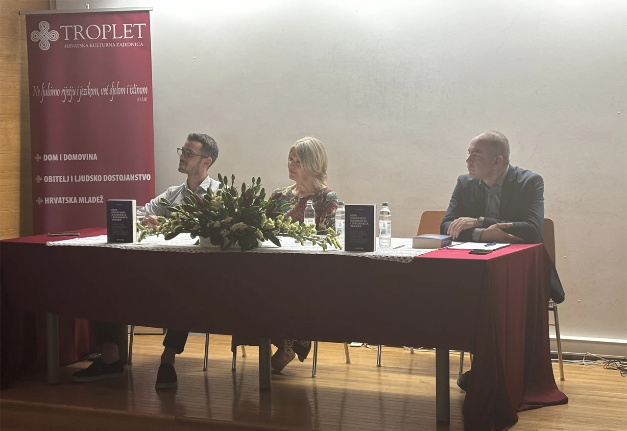 FOTO | U Mostaru predstavljen dvojezični zbornik o hrvatskim disidentima