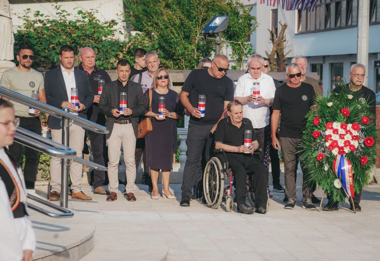 Ilići obilježili 33 godine Lipanjskih zora uz počast braniteljima i narodno veselje