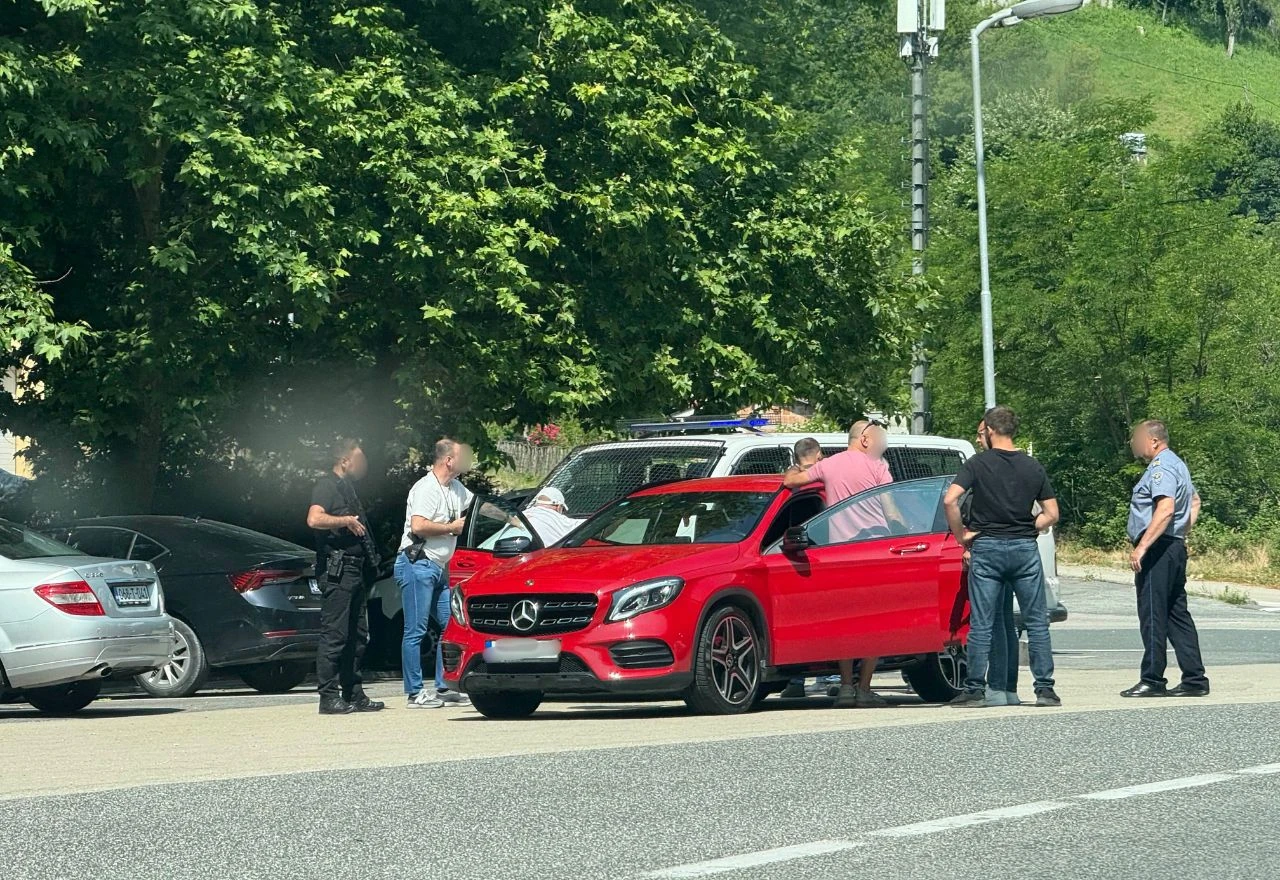 Tužiteljstvo predložilo pritvor za Mostarca i Sarajliju zbog pljačke u tržnom centru