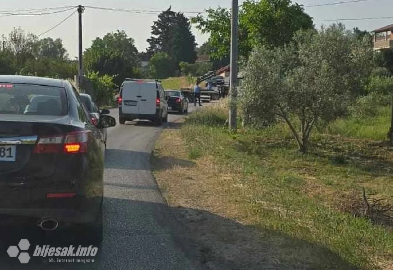 Samoslijetanje vozila kod Ljubuškog