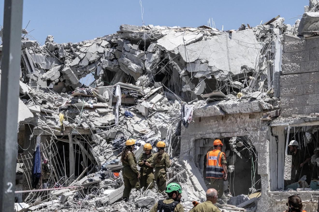 Izrael oštetio iranska nuklearna postrojenja i vojnu bazu: Iran razmišlja o zatvaranju Hormuškog tjesnaca