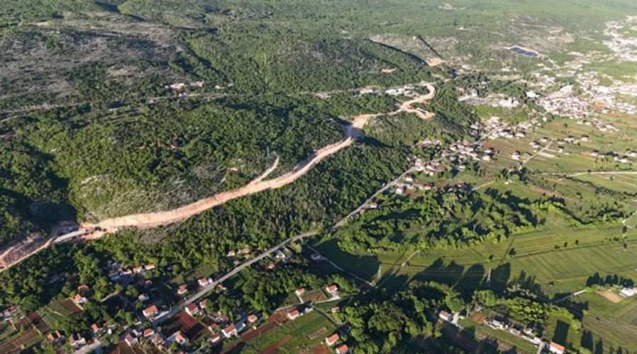Brzu cestu od Mostara do Gruda gradit će tvrtke iz Širokog Brijega i Posušja