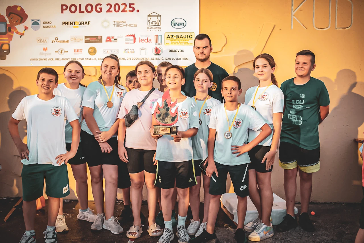 FOTO | Mali vatrogasci pokazali vještine na Trećim dječjim igrama u Pologu
