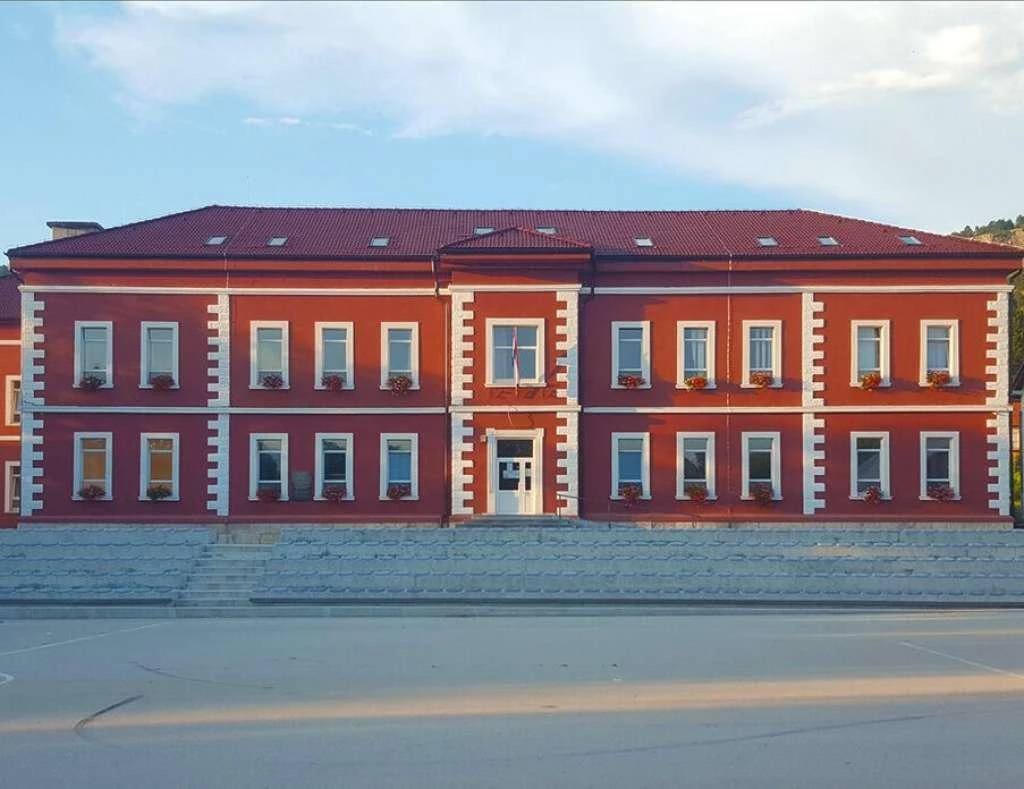Srednja škola iz Livna dobila preko 500 tisuća eura, postaje prva energetski neovisna škola u BiH
