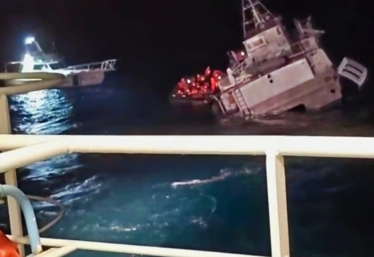 VIDEO | Katamaran Melita tonuo kod Zadra, svi putnici spašeni