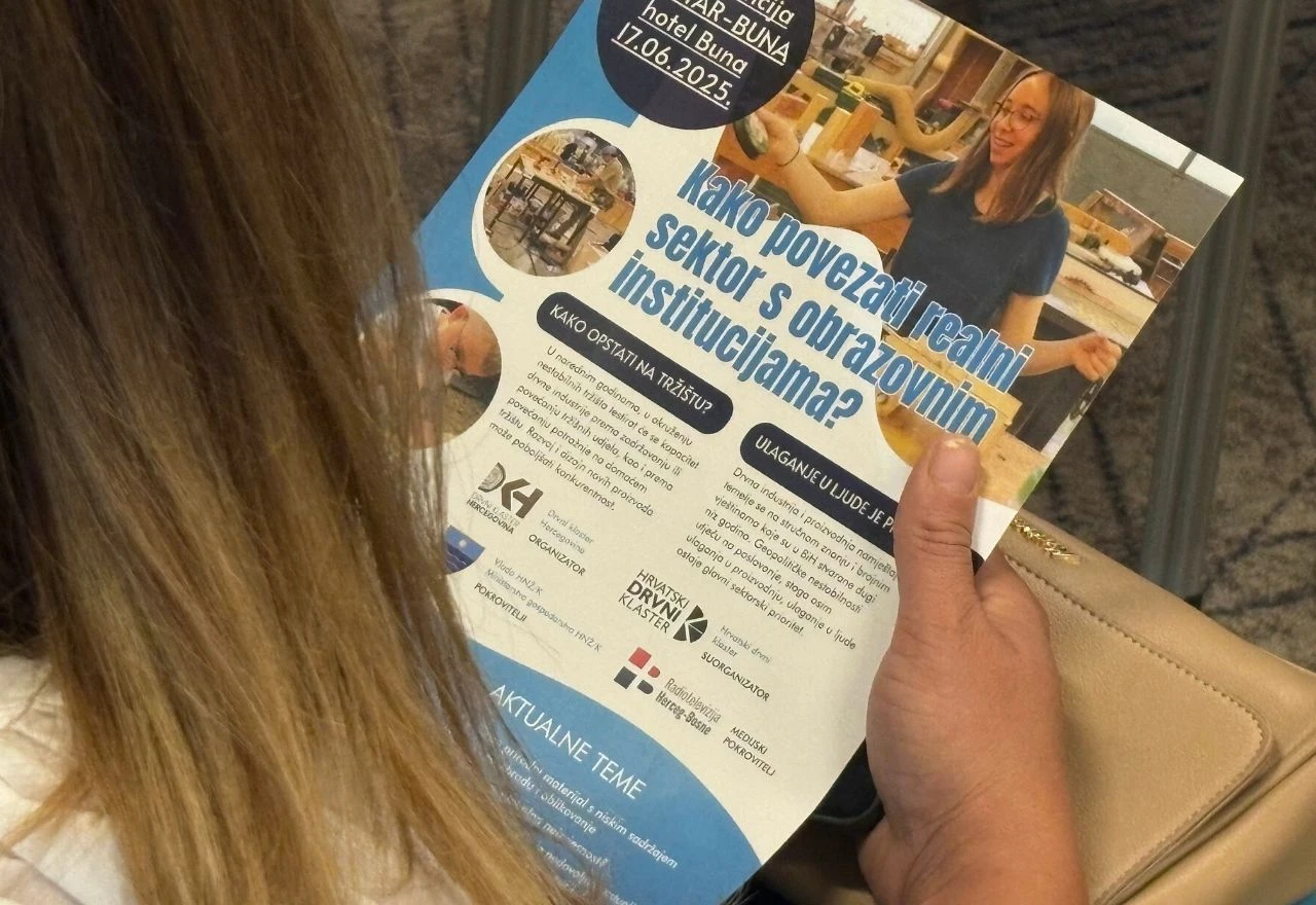Održana konferencija o povezivanju industrije i obrazovanja – fokus na drvni sektor