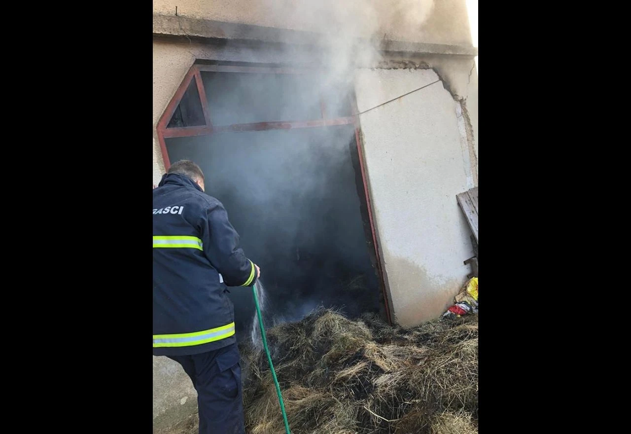 Požar u staji na Gorancima