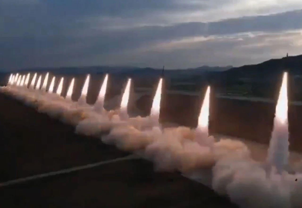 VIDEO | Sjeverna Koreja ispalila više od 10 raketa, izazvana reakcija Južne Koreje