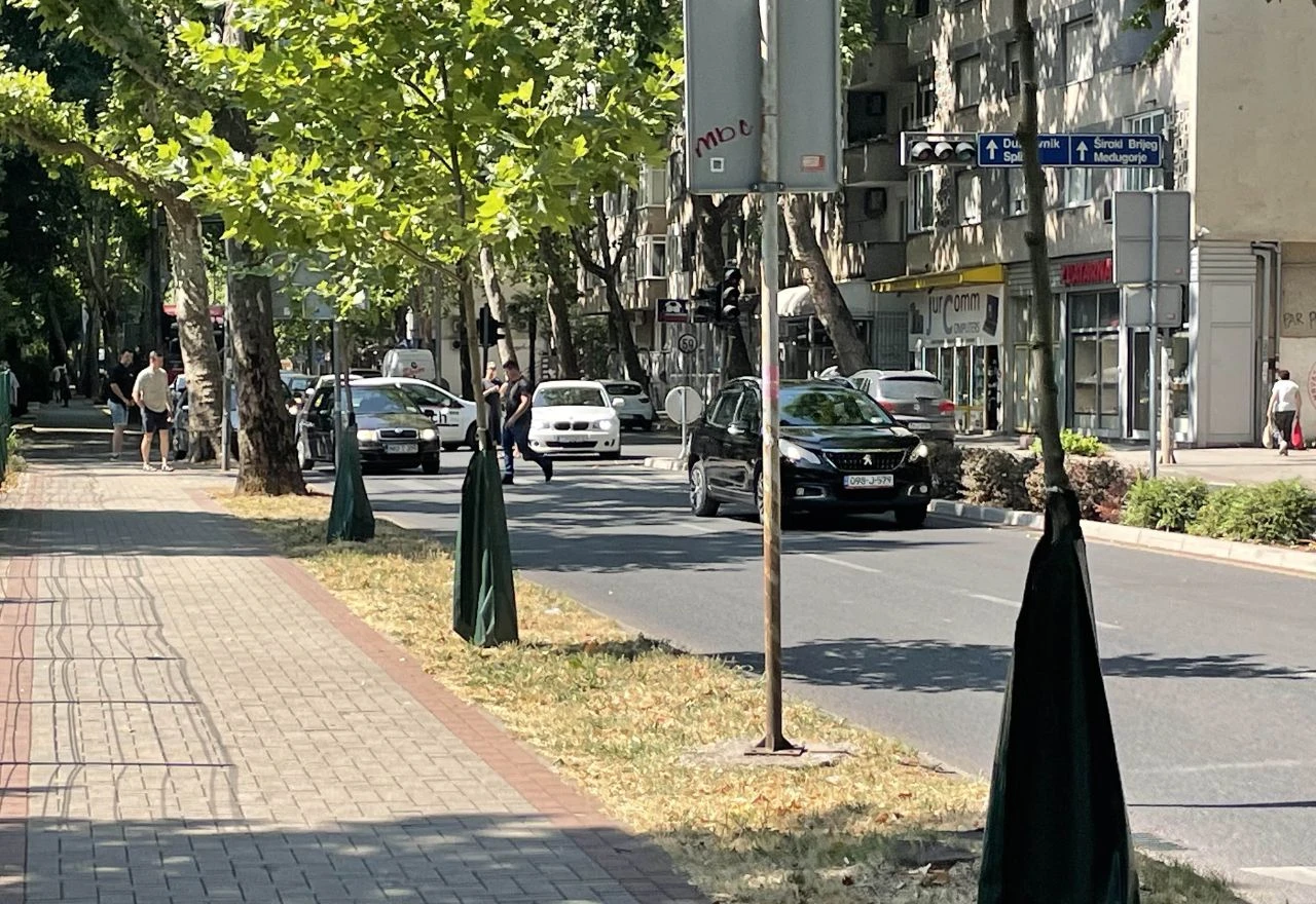 Udes kod Građevinske škole, semafori opet u kvaru