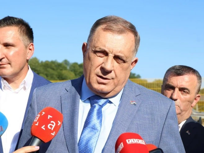 Dodik tvrdi da Zapad vodi tajni rat protiv pravoslavlja