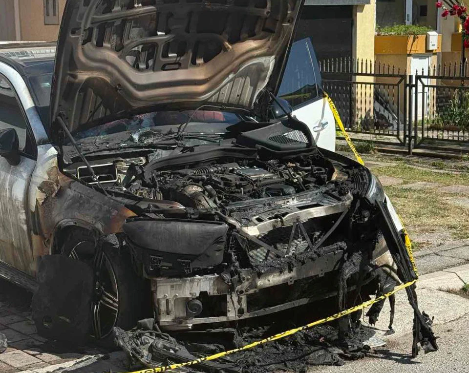 Sarajevo: Pretučen odvjetnik pa mu zapaljen automobil