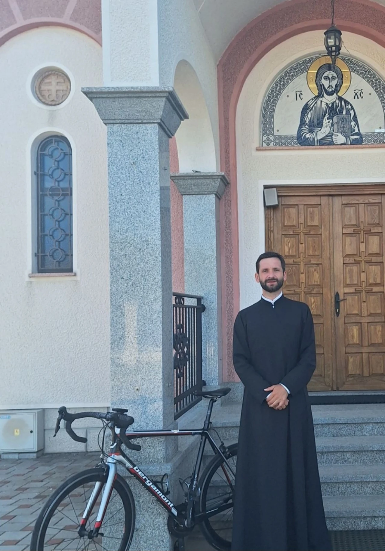 Otac Stanko Ćelić prvak RS u biciklizmu
