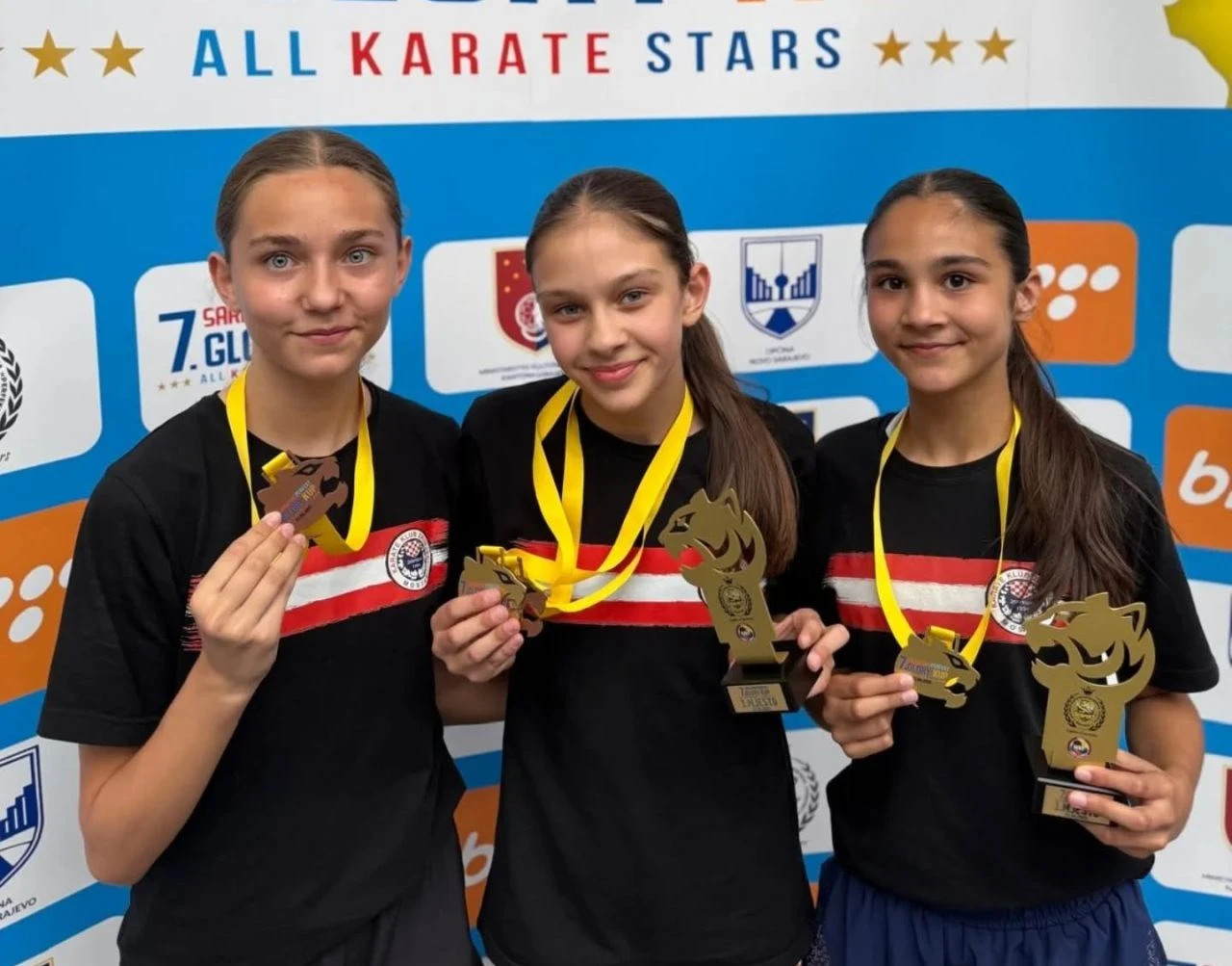 Članice Karate klub Zrinjski iz Sarajeva se vratile s četiri medalje, dvije su zlatne