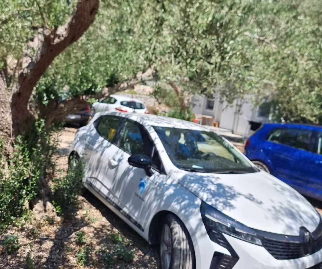 Grad Mostar o službenom automobilu: Nije moguće utvrditi lokaciju, ali je vozilo službeno bilo u Neumu