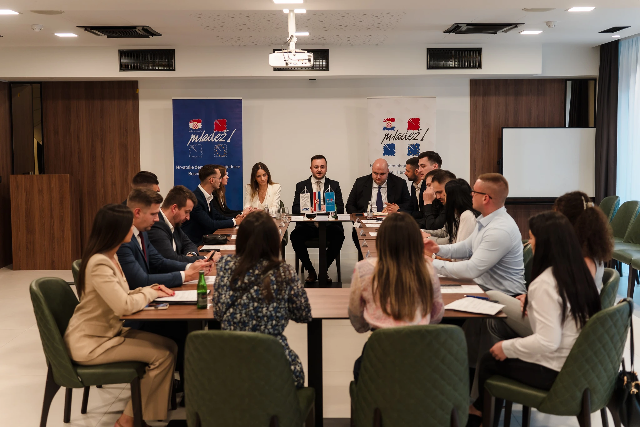 Novoizabrano Predsjedništvo Mladeži HDZ-a BiH započelo mandat u Kreševu