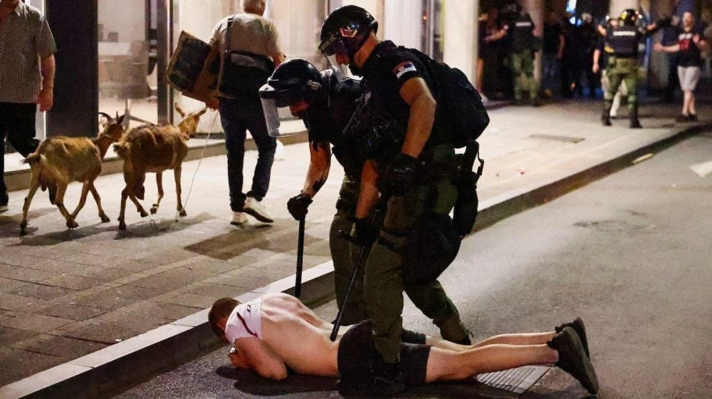Policija napala više novinara u Beogradu
