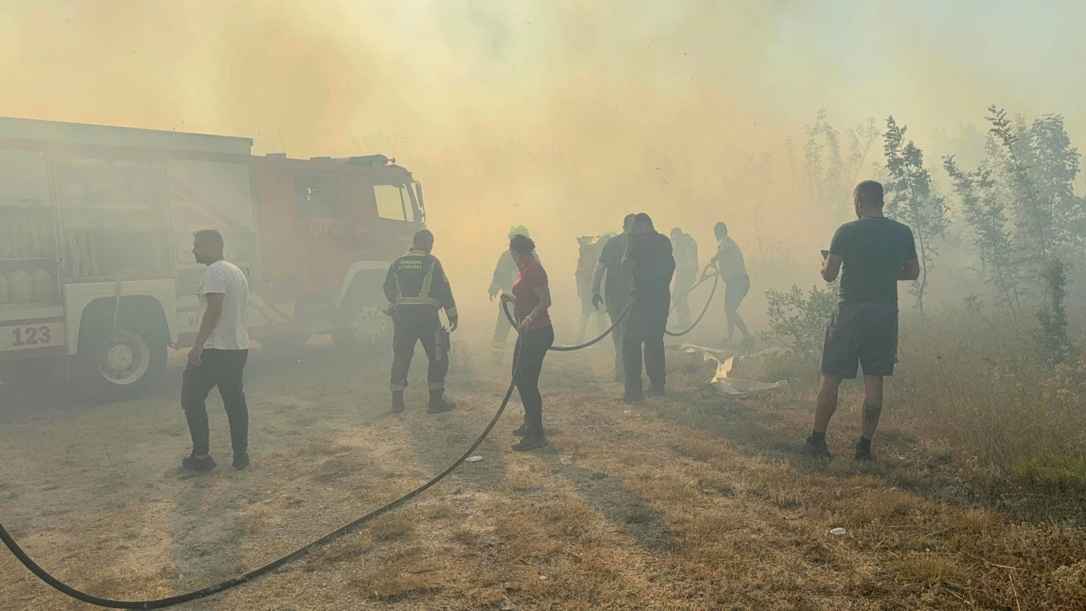 VIDEO: Požar u Ljubuškom ponovno aktivan, u gašenju pomaže i Air Tractor