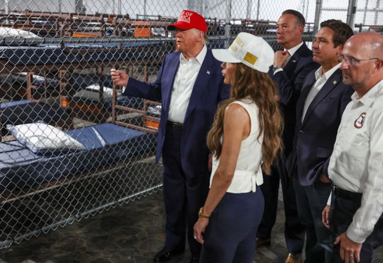 Trump otvorio zatvor za migrante usred močvare