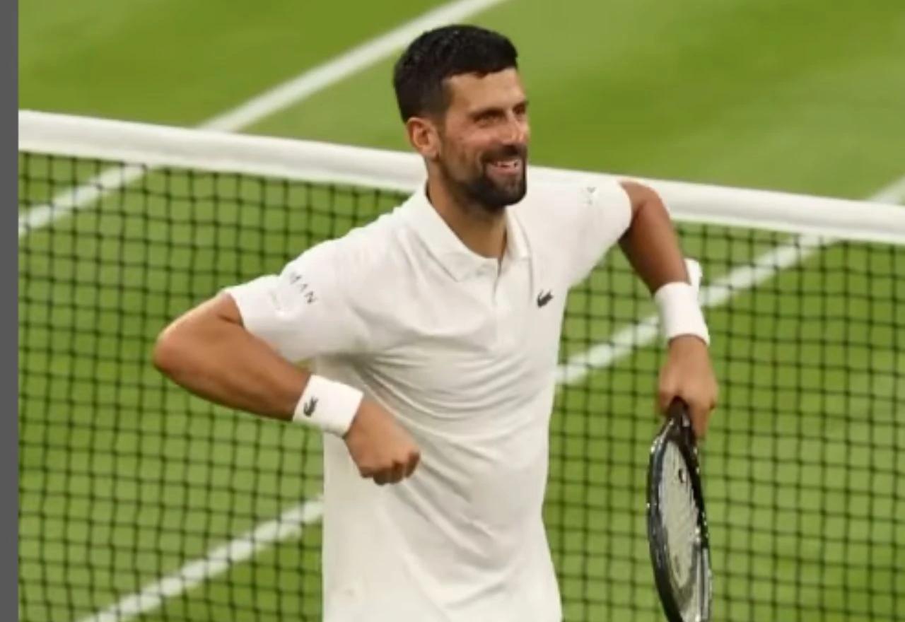 Đoković slavi pobjedu na Wimbledonu jedinstvenom gestom koja je osvojila publiku
