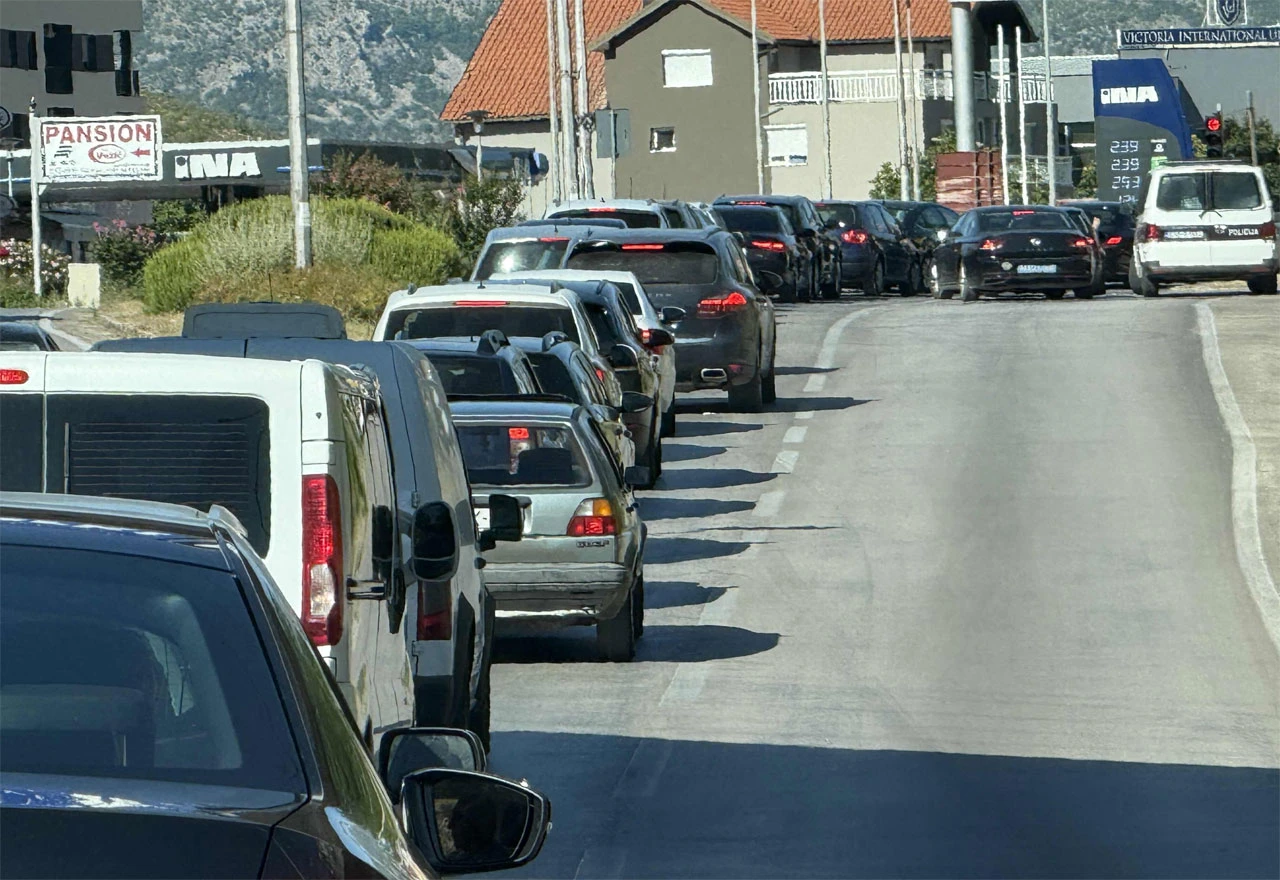 Bio senzor ili ne, znojit ćete se! Gužva na sjevernom izlazu iz grada