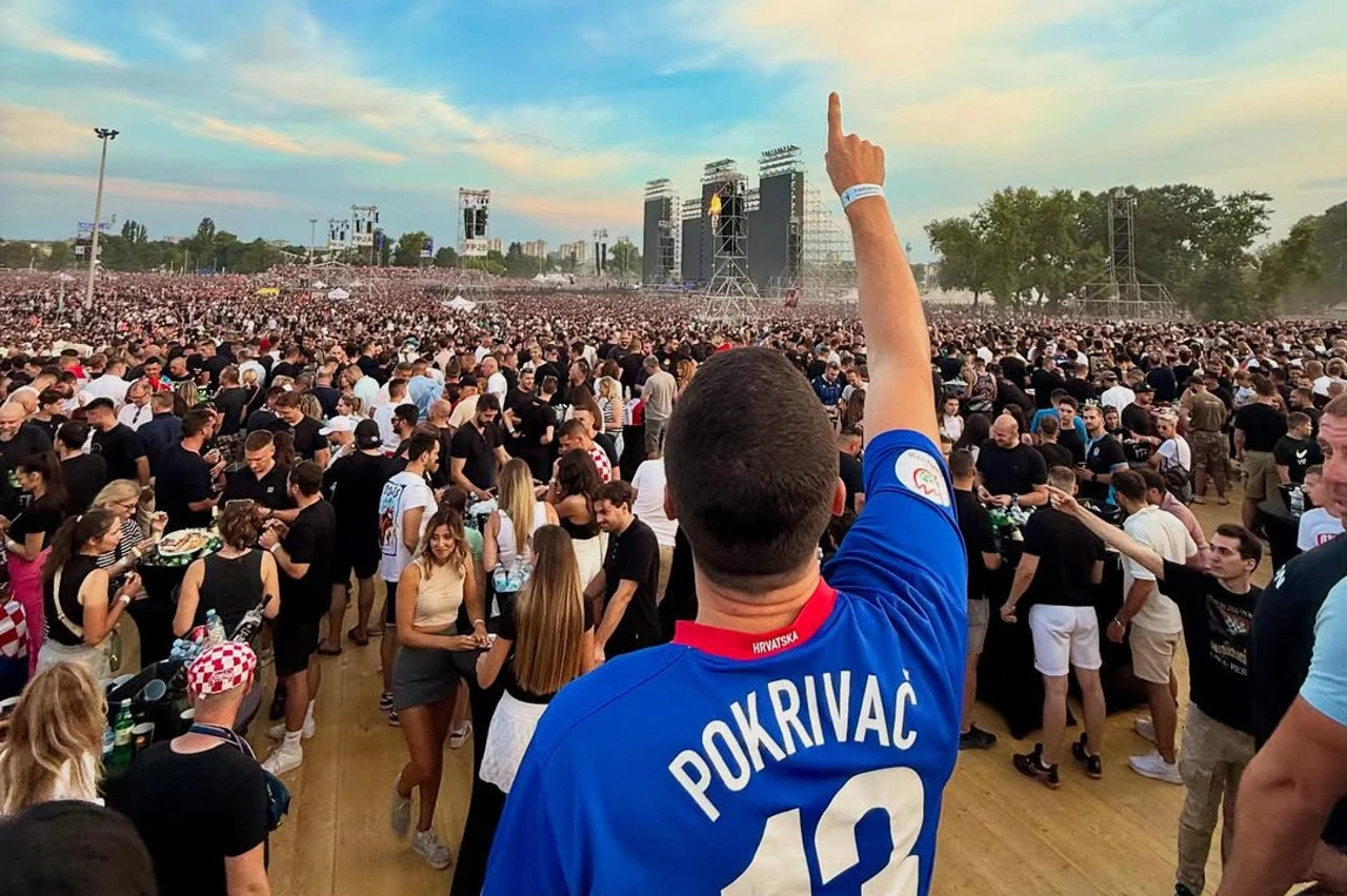 Oglasio se Filip Ivić o koncertu