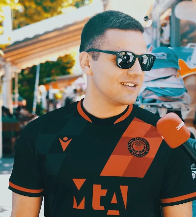 VIDEO | Ultrasi s plaže u Riminiju prognoziraju pobjedu