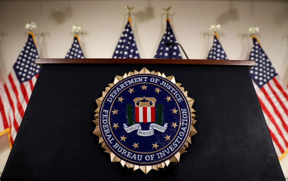 FBI pokrenuo istrage protiv bivših direktora CIA-a i FBI-a