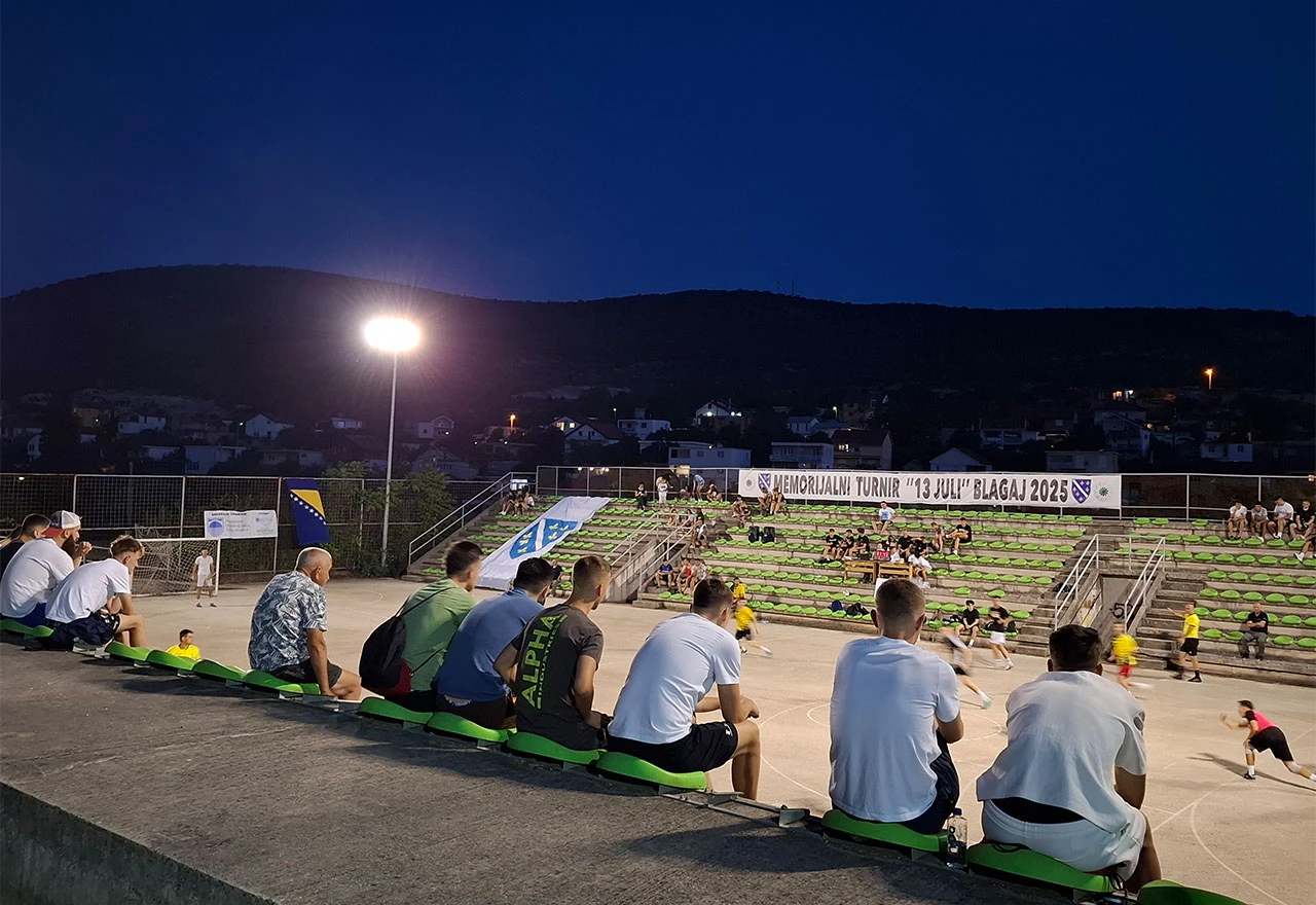 Memorijalni turnir ''13 juli'' ulazi u završnicu: Polufinalne utakmice večeras u 20 sati