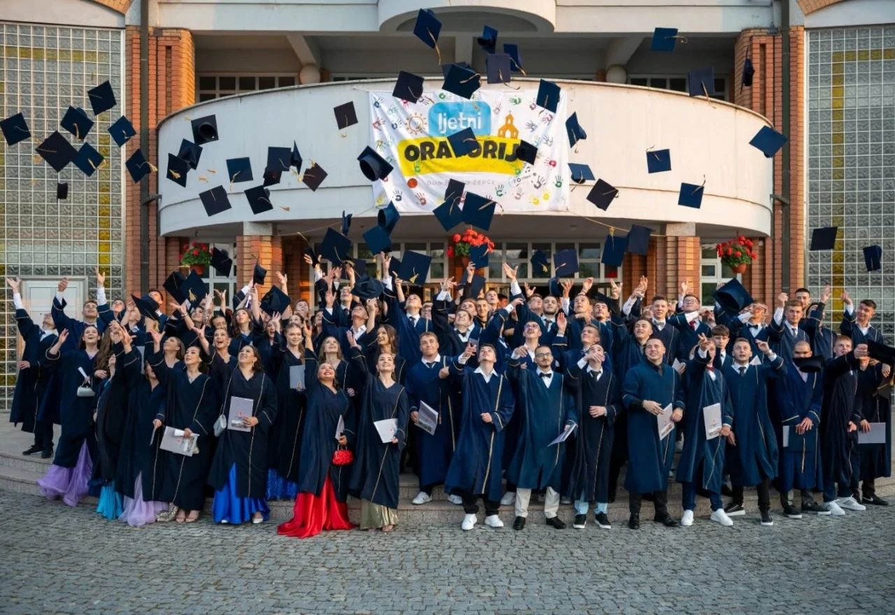 Gimnazija KŠC-a "Don Bosco" Žepče ima se čime pohvaliti: 100% uspjeh učenika na državnoj maturi u RH