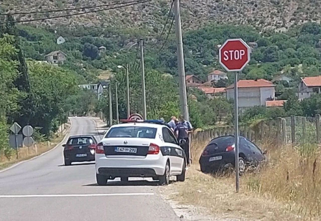 Auto sletjelo s ceste kod Mostara, jedna osoba ozlijeđena