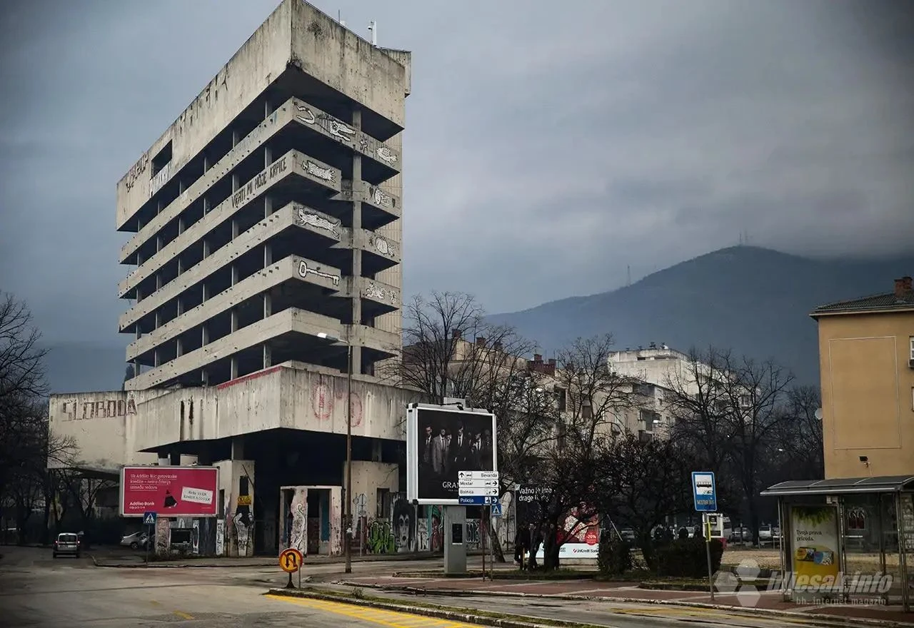 Staklena banka još uvijek bez konačnog rješenja: Raskinut ugovor o izradi glavnog projekta