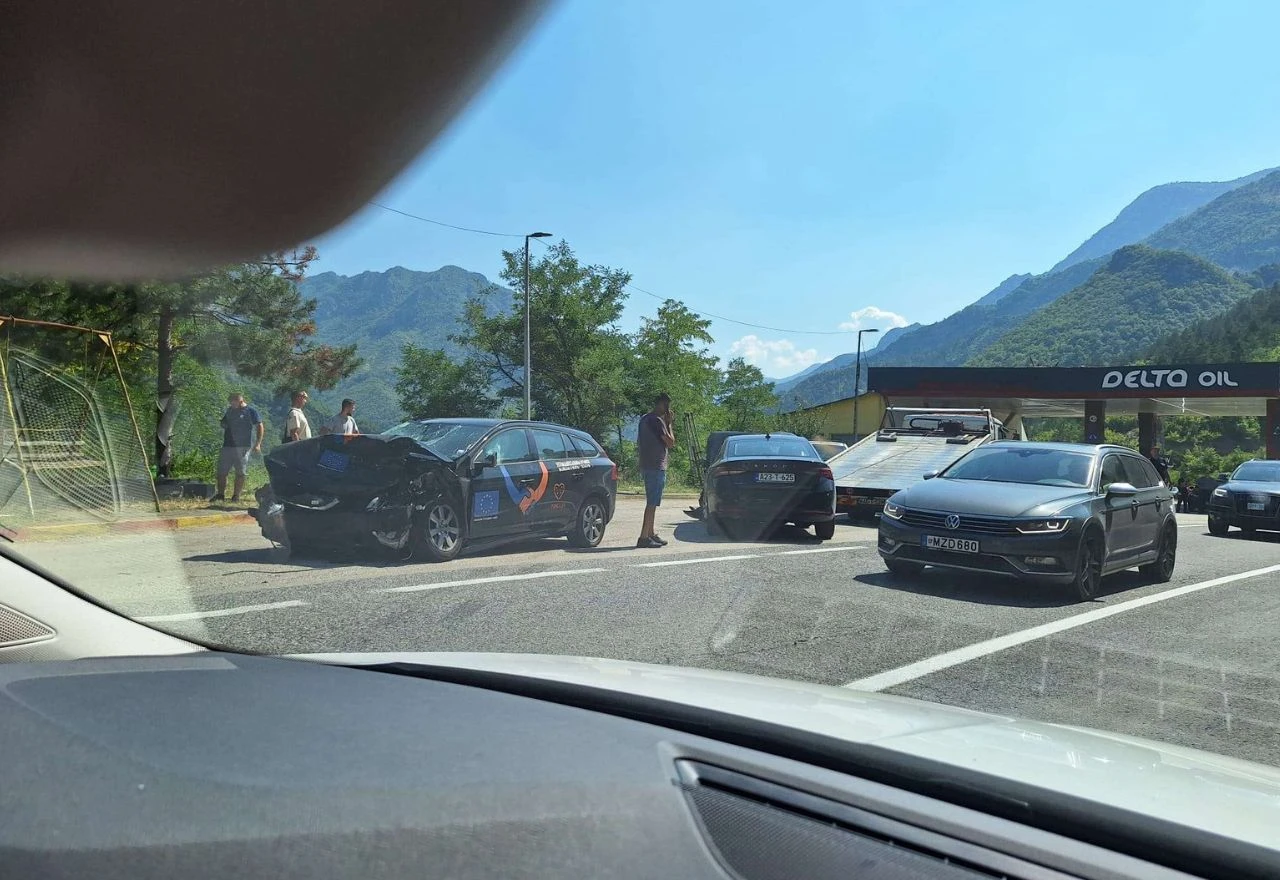 FOTO | Promet kod Jablanice ponovno uspostavljen: Stvorile su se duge kolone