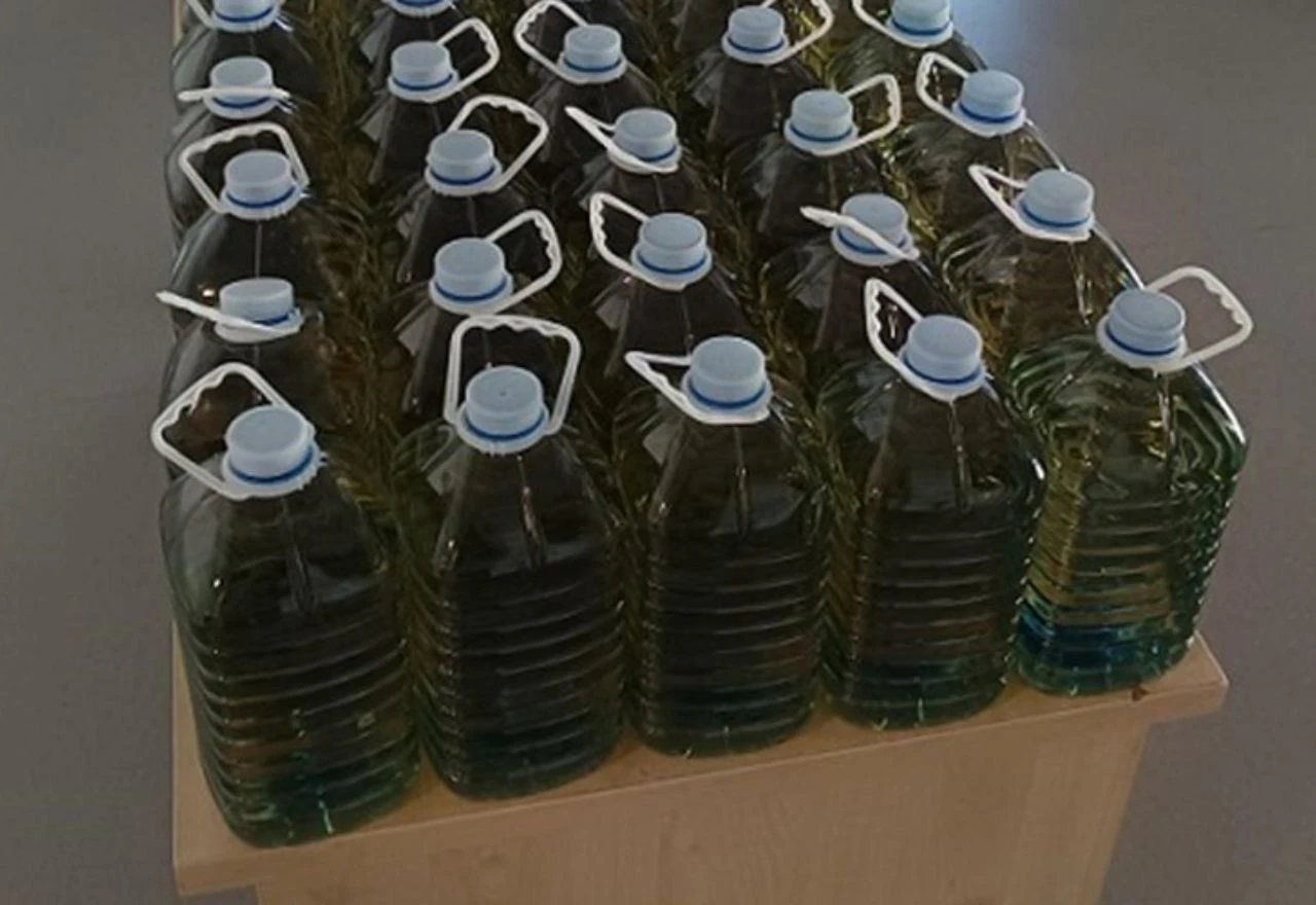 Rakija iz BiH ne može u RH: Vozač pokušao prošvercati 200 litara