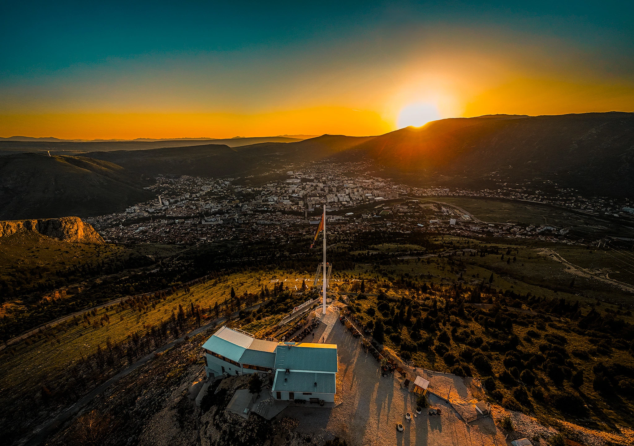 Mostar pleše pod zvijezdama: Stiže festival From Herz With Love!